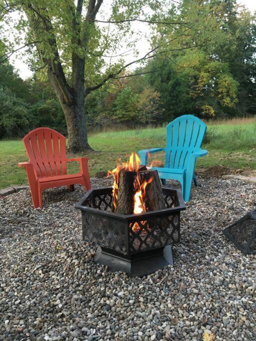 Caddy Corner Has A Hot Tub Just Outside Of Town Villa French Lick Eksteriør billede
