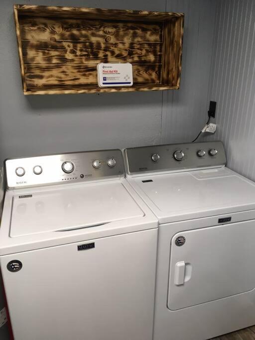 Caddy Corner Has A Hot Tub Just Outside Of Town Villa French Lick Eksteriør billede